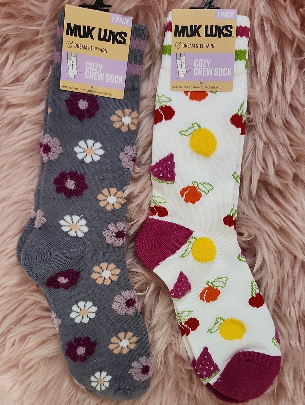 Brand New 2CT BUNDLE MUK LUKS DREAM STEP YARN COZY CREW SOCK